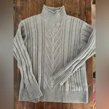 J.Crew roll-neck cable knit sweater in Gray🩶