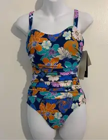 Profile by Gotten women’s one piece swim suit size 8 in women’s D Cupsize 🆕