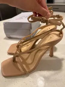 VICI Square Toe Camel Heels