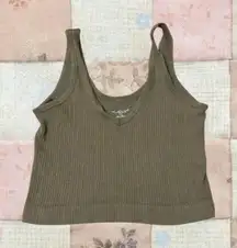 Ribbed Army Green Cropped Tank top - Urban Outfitters