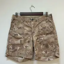 Anthropologie  Wanderer Camo Shorts Cargo Camouflage Pockets Size 28 NWT