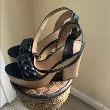 Relic Black Sandals with Quilted Strap