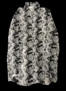 Cabi Black & White Printed Button-Down Blouse – Size Small