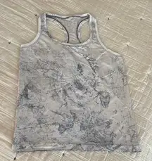 LULULEMON Swiftly Tech Racerback 2.0 in Multi Dye White / Grey / Black Size 10