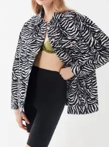 Urban outfitters BDG zebra print denim jacket‎ women’s size S