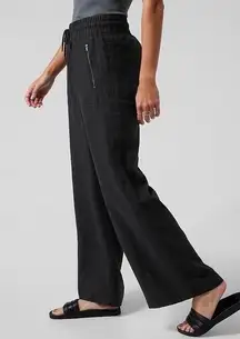 Athleta Cabo Linen Wide Leg Pant Black Zip Pockets Size 14 Relaxed Fit 447244