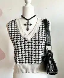 Houndstooth Sweater Vest,‎ Preppy Retro Academia Minimalist Small