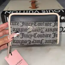 Juicy Couture Black Beige Spring Fling Bifold Multicompartment Wallet