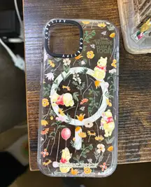 Castoff case iPhone 15 Winnie the Pooh