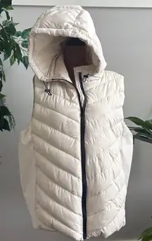 Tahari Hooded Puffer Vest Cream Quilted Zip Up Lightweight Women Size 2X New