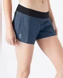 NWT WOMENS On cloud Running Track Shorts Navy/Black Sz L colorblock stretch