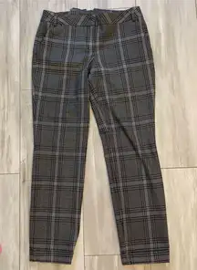 Express Black and White Menswear Style Plaid Cropped Ankle Pants, size 4