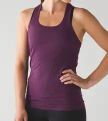 Women Lululemon Swiftly Tech Racerback Black /
Chilled Grape Size 4