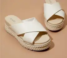 NEW Arula / Altar’d State Wide Width Sandals Size 8.5 NWT