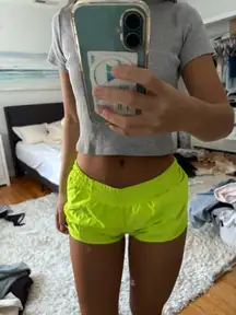 Lululemon Shorts Hotty Hot 2.5" Low-Rise 4