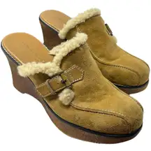 Vintage Y2K  Size 6.5 Tan Faux Suede Chunky Platform Mules Clogs