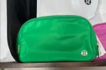 Lululemon Everywhere Belt Bag Green Punch NWT SOLD OUT