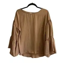 Classy Ivy Jane XS oversized Flounce Sleeve Top