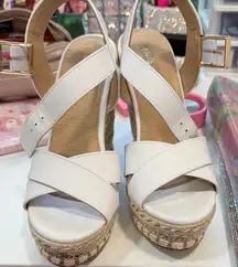 Elegant White Wedge Sandals with Gold Buckle