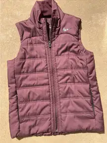 Nike Women's Large Quilted Burgundy  Vest Polyester Fill Repel Puffer