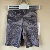 NWT Athleta Transcend 7” Short