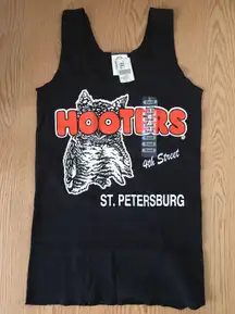 New Hooters Girl Uniform Tank St Petersburg Florida Small