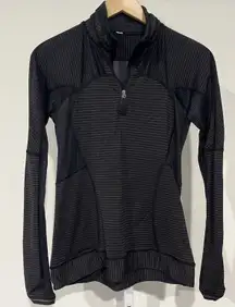 Lululemon Run For Gold 1/2 Zip Pull Over Top Black Sz 6 EUC Activewear Outdoors