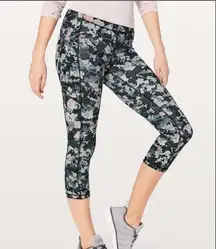 Lululemon Speed Up tight 21 in. Spring Bloom