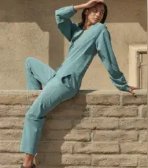 NEW Lululemon Ventlight Zippered Jumpsuit
Tidewater Teal 10