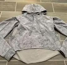 GYMSHARK CHALK - SWEATSHIRT - WOMEN'S - LIGHT GREY SWEAT PRINT size small