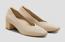 Vivaia Square-Toe Stress Free Chunky Heels (Megan) size 39 almond