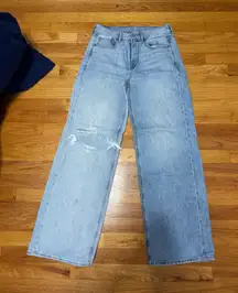American Eagle High-Rise Baggy Wide-Leg Jeans