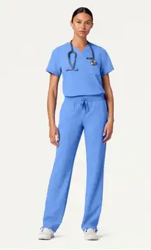 Jaanuu Scrub Set