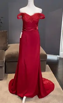 Women’s Deep Red Full Length Prom Party Formal Dress with Small Train Size 4 NWT