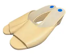 Everlane The Wedge Leather‎ Sandal in Apricot Womens Shoes size 11 Made In Italy