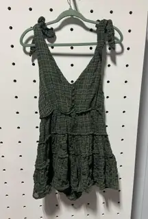 NWT Storia Green Plaid Romper Size Large
