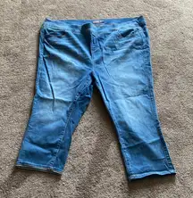 Torrid Blue Super Soft Crop Lean Jeans SIZE 4