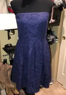 Navy Lace Strapless Dress