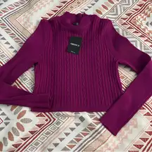 NWT Forever 21 magenta nwt sweater stretch crop
