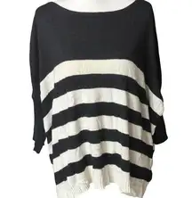 Cremiuex (Daniel) Black-And Off-White Short Sleeve Sweater Round Neckline Sz L