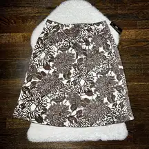 NWT  Juniors Brown and White Floral Skirt