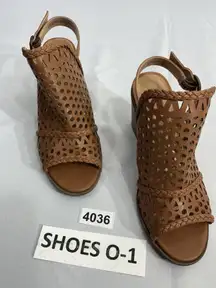 Womans Big Buddha Sandal Shoes 8 Brown Vented Slingback Open Toe Block Heel