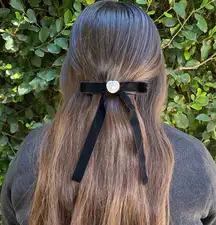 Black Heart bow coquette hair clip