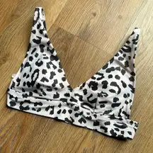 Aerie Black and off-white leopard print bikini top. Size small