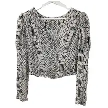 Free People cropped long sleeve shirt size Medium