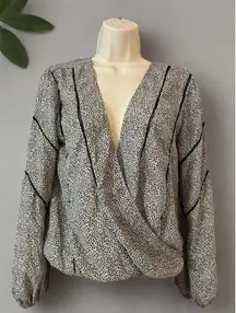 Sienna Sky Long Sleeve Top Size Small