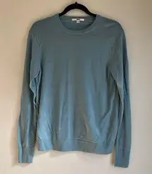 Uniqlo Crew Neck Sweater 100% wool light  blue medium