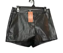 SHEIN SXY Faux Leather Shorts black NWT size‎ L
