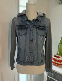 Ci Sono  denim jacket detachable hoodie size large