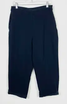 Liz Claiborne Black Pintucked Cropped Casual Pants